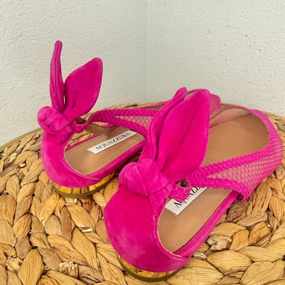 Aquazzura point flat